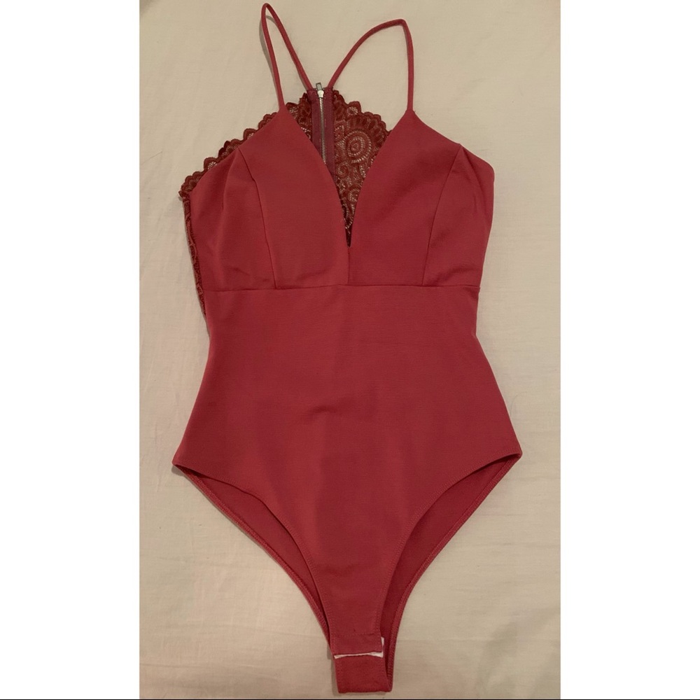 Women bodysuit
